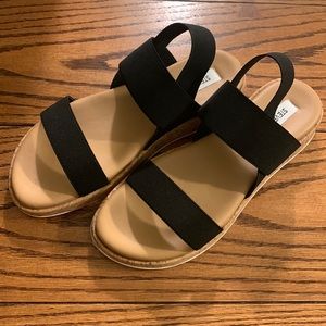 Steve Madden Gladi Sandals Size 8